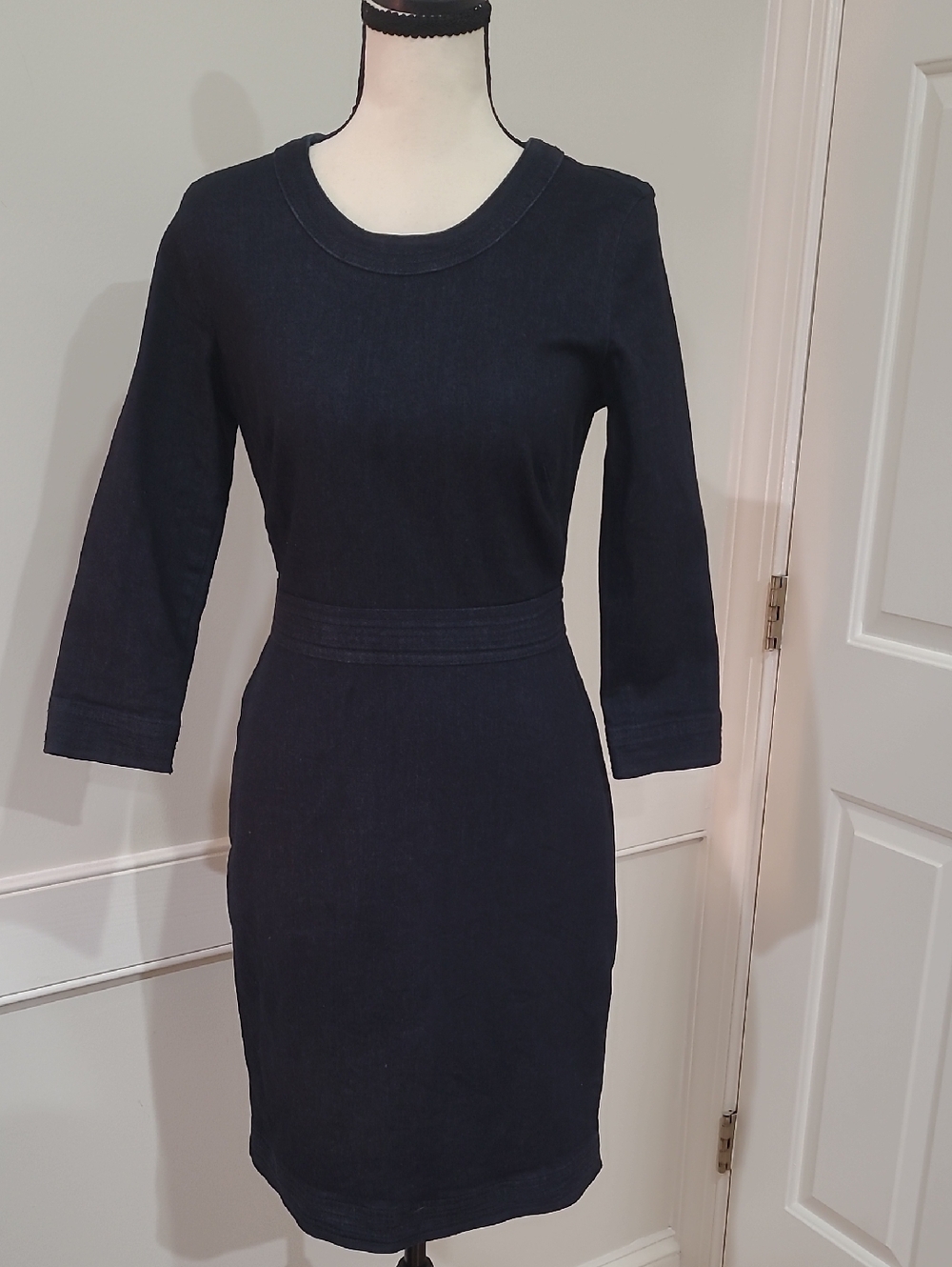 Banana Republic Classic Navy Denim Sheath Dress - Size 2